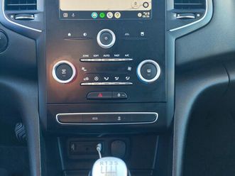 renault mégane sport tourer 1.5 dci 110cv intens outubro/17