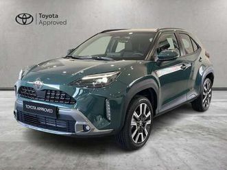 yaris cross 1.5h lounge awd-i 130cv e-cvt