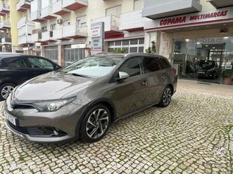 toyota auris touring sports 1.8 hsd freestyle