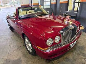 bentley azure mulliner