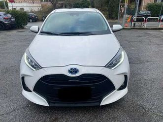 yaris iv 1.5h active