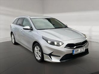 kia ceed 1,5 t-gdi 118 top at