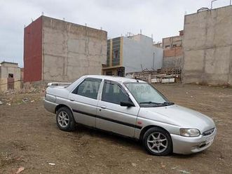 voiture en excellent état et robuste