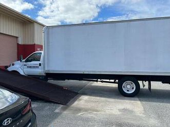 2007 ford f650 26ft box