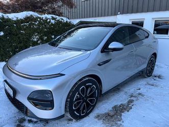 performance awd facelift suv