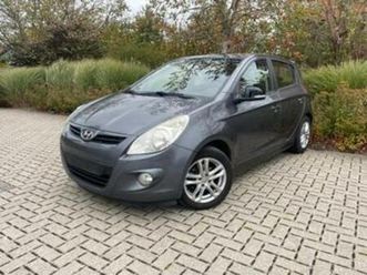 ② hyundai i20 - 2012/270.000km/euro 5 - diesel - export — hyundai — 2ememain