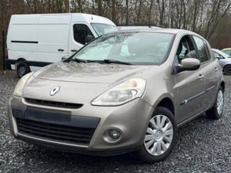 ② clio 3 tomtom | 1.5dci | showroom | — renault — 2ememain