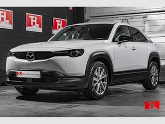 5,5 kwh e-skyactiv 145 hp- at acc/bose...