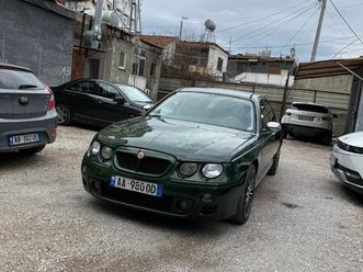 shitet ose nderohet me motor