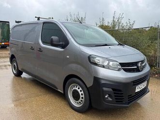 2022 vauxhall vivaro 2900 1.5d 100ps dynamic h1 van panel van diesel manual