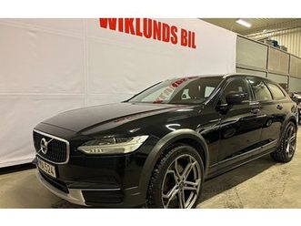 volvo v90 cross country d4 awd geartronic momentum gps skinn värmare
