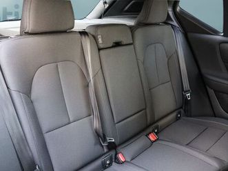 volvo ex40 single motor extended range rwd black edition 185 kw