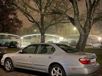 nissan maxima qx 2000