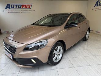 volvo v40 cross country , viti 2015, automatike, 2.0 nafte