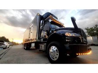 28’ refrigerated freightliner m2 106 price negotiable box t