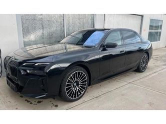 bmw i7 xdrive60 m-sport pro