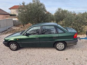 opel astra classic 1,4, 2001 god.