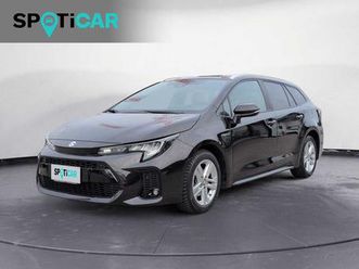 1.8 hybrid e-cvt 2wd cool