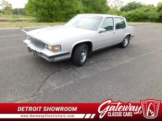 1985 cadillac fleetwood
