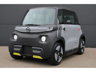 opel brommobiel elektrisch hatchback rocks-e kargo | panoramadak | 1e eigenaar | vanaf 16 jaar | 2 zits |