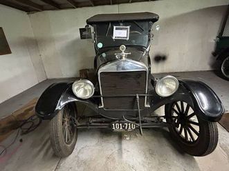 ford model t runabout