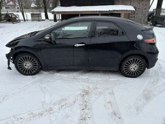 honda civic ufo 1.8 benzyna 2008 – po kolizji, silnik bdb lubenka • olx.pl