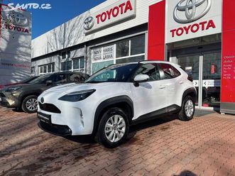 toyota yaris cross mc24 1.5 hybrid 116 koní