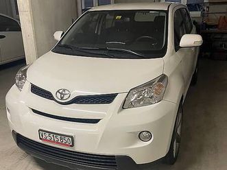 toyota urbain cruiser mfk frisch 4x4 canton valais - tutti.ch