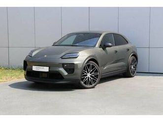 porsche macan 4 electric