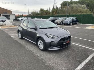 toyota yaris 116h dynamic 5p my22