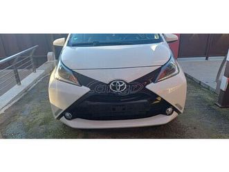 toyota aygo 2017 1.0 x-play touch