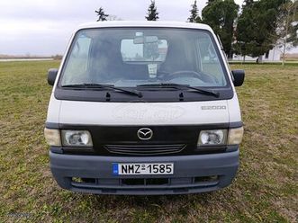 toyota dyna 2001 mazda e2000