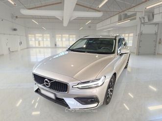 volvo v60 b4 d autom. momentum business pro my22 5 porte station wagon