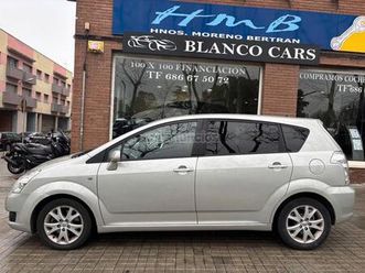 toyota - corolla verso 2.2 d4d 136 cv luna