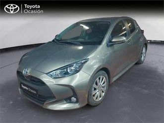 toyota - yaris 1.5 120h active tech