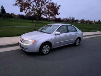 2004 kia spectra ex sedan 4d sedan
