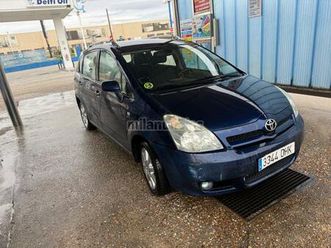 toyota - corolla verso 1.8 vvti luna
