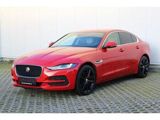 jaguar xe se awd p300