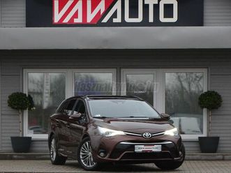 toyota avensis touring sports 2.0 d-4d executive 148ekm-panorámatető-led'fényszóró-kamera-gyári'fény