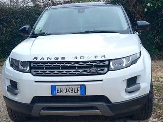 land rover evoque - 190cv 2,2 diesel; bianca-nera