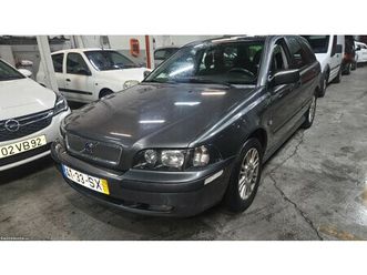 volvo pv v40 janeiro/02