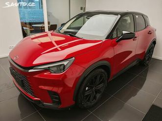 lexus lbx vibrant edition