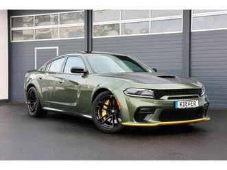 dodge charger 6.4 srt widebody/brembo/shz/kamera/r20