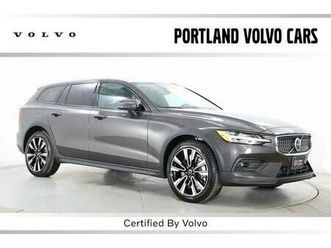 certified 2025 volvo v60 cross country plus, b5 awd gas (mild hybrid)