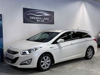 cw 1.7 crdi business ,b-kamera,f-b sensor,rattvärme