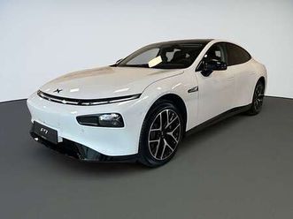 xpeng p7 performance