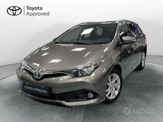 toyota auris touring sports 1.8 hybrid active