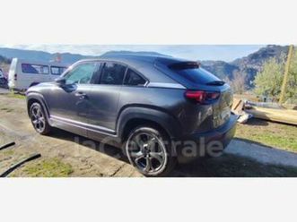 e-skyactiv 145 first edition modern confidence 2020 35.5 kwh