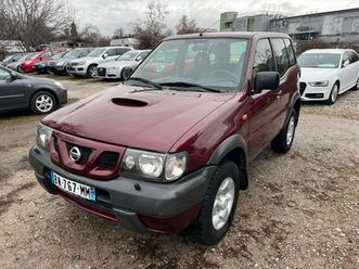 nissan terrano 2.7-125к.с.