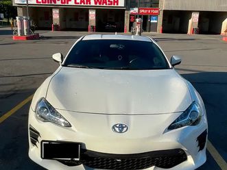 2017 toyota 86 2dr auto low kms